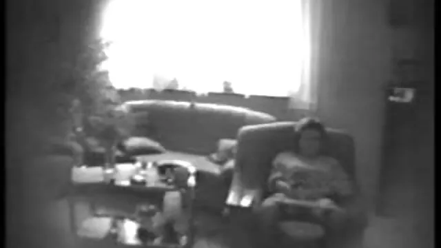 Hussy barna leszbikus szőrös pina dugás Shae Summers gőzerős hármas akcióban vesz részt