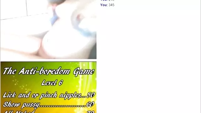 A erett szoros pina kibaszott indiai kapa szopást ad, miközben hátulról fúrják